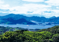 福山園芸センターから見た松永湾